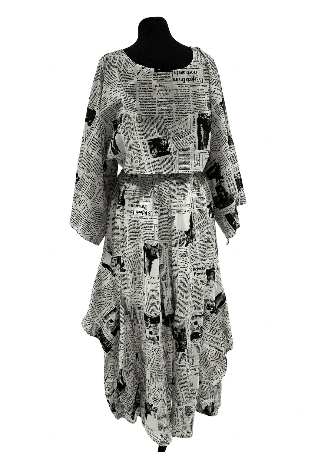 Relaxed newspaper print set 
